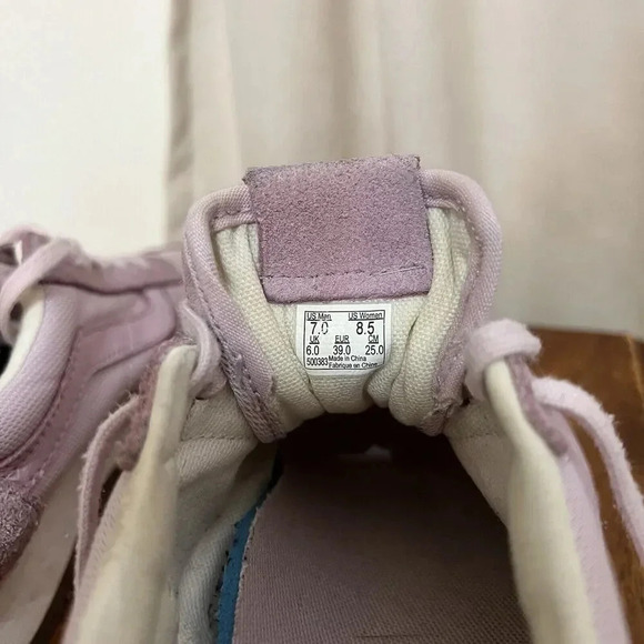 Vans Unisex Runner OG Lilac Snow VN0A2XS8JVZ Shoes Sneakers M 7 W 8.5 500383 - Picture 11 of 14